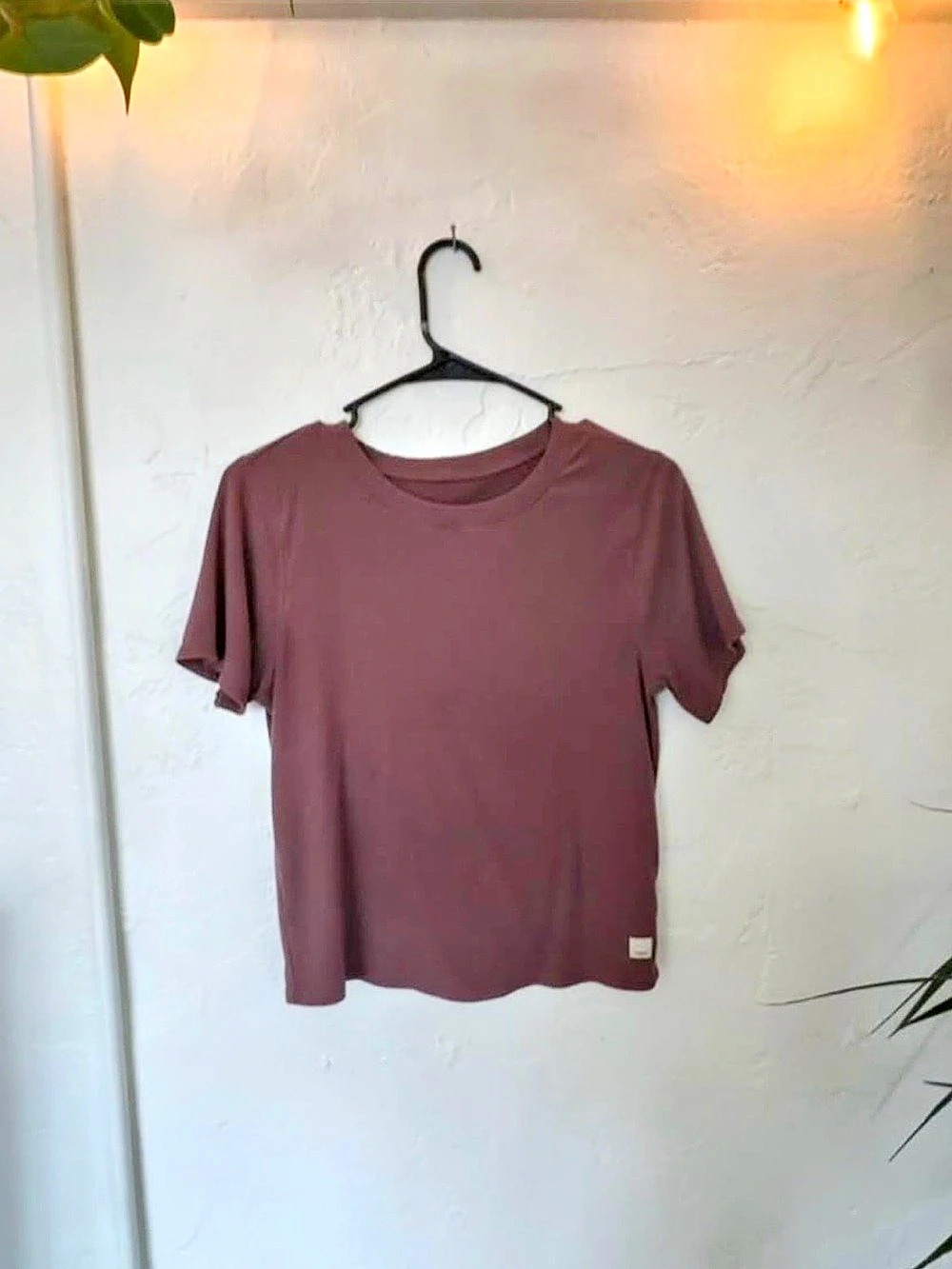 Vuori Energy Tee Short Sleeve in Purple